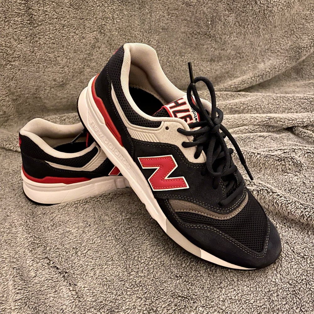 New Balance 997H, Blue with Red Details, Size 8.5